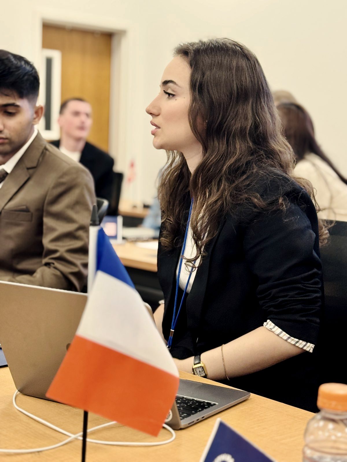 A Youth Impacts delegate making a point from the floor